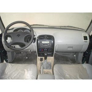 liejimo būdu pagamintas automobilio prietaisų skydelis